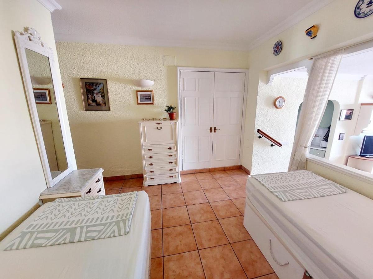 First Line Villa Floor Studio Apartment With Amazing Sea View Air Conditioned Just 50M From The Beach Адехе Екстер'єр фото